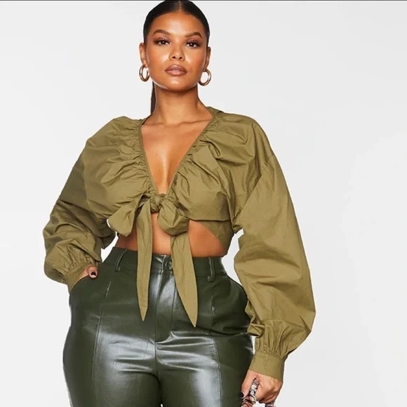 🫒Weekend Ready: Soft Khaki Tie-Front Blouse, Size US 16 - Picture 4 of 10